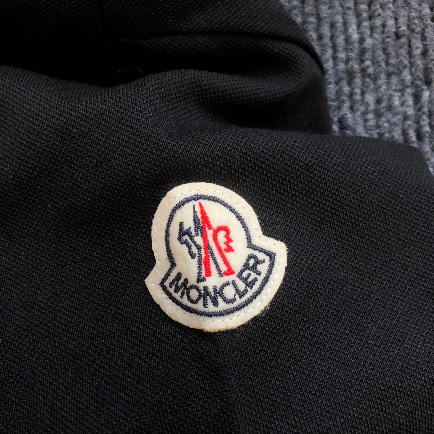 Moncler/ 2026New Arrival logo polo ⚠ ⚠ ⚠ Quality Same Style 50 Breathable Versatile polo Same Style Quality : Black White Size ：M ～ 3XL M： 102 71 46 18.5 L ： 106 73 48 19.5 XL： 110 75 50 20.5 2XL： 114 76 52 21.5 3XL： 118 77.5 54 22.5